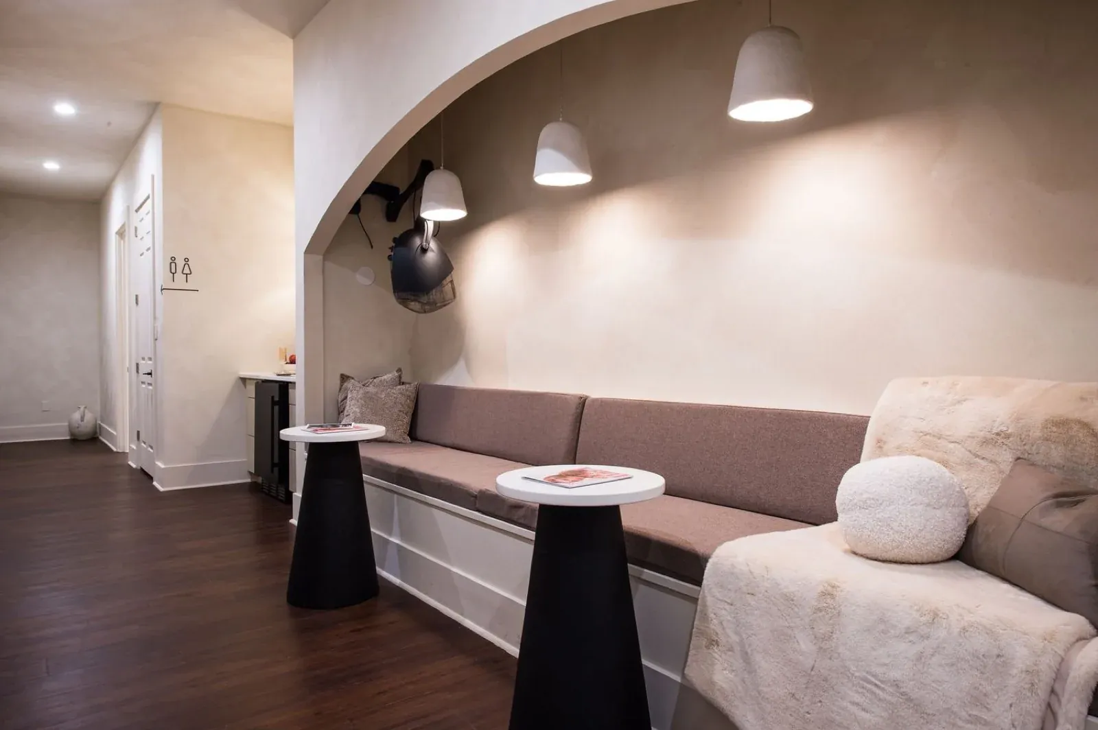 Private, discreet non-surgical hair replacement consultation space in Destin, Florida at Studio Beige
